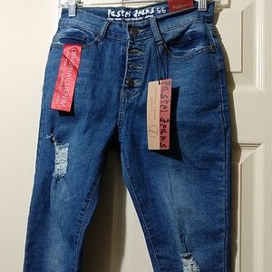 Super cute ankle crop jeans